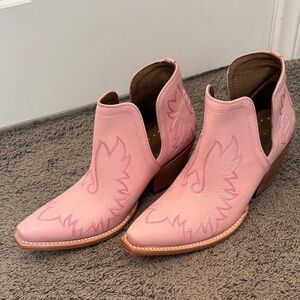Ariat Ladies Dixon Powder Pink Western Booties 10044483
